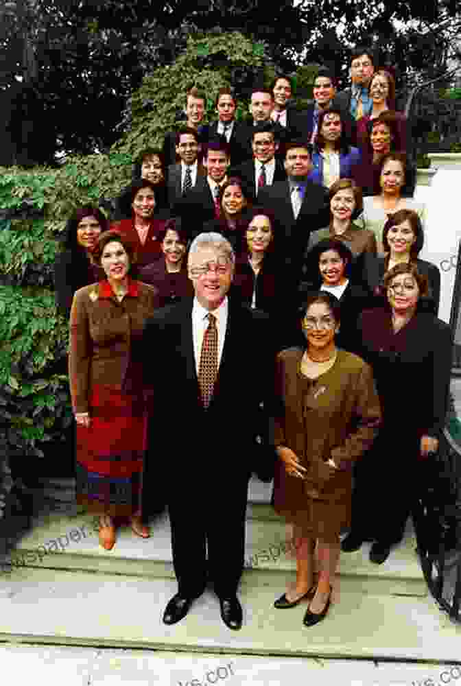 Bill Clinton The Hispanic Republican: The Shaping Of An American Political Identity From Nixon To Trump